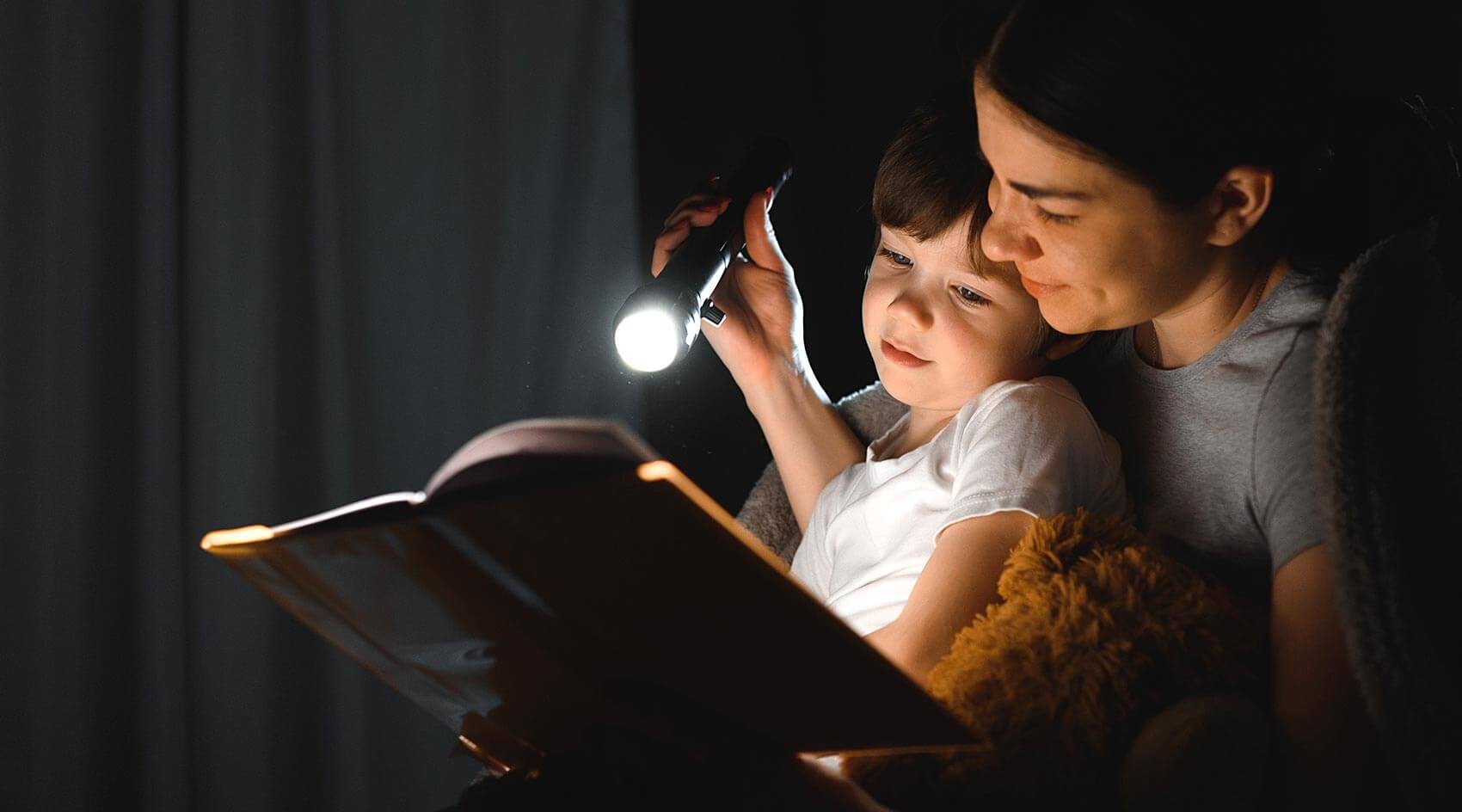 9 Power Outage Life Hacks