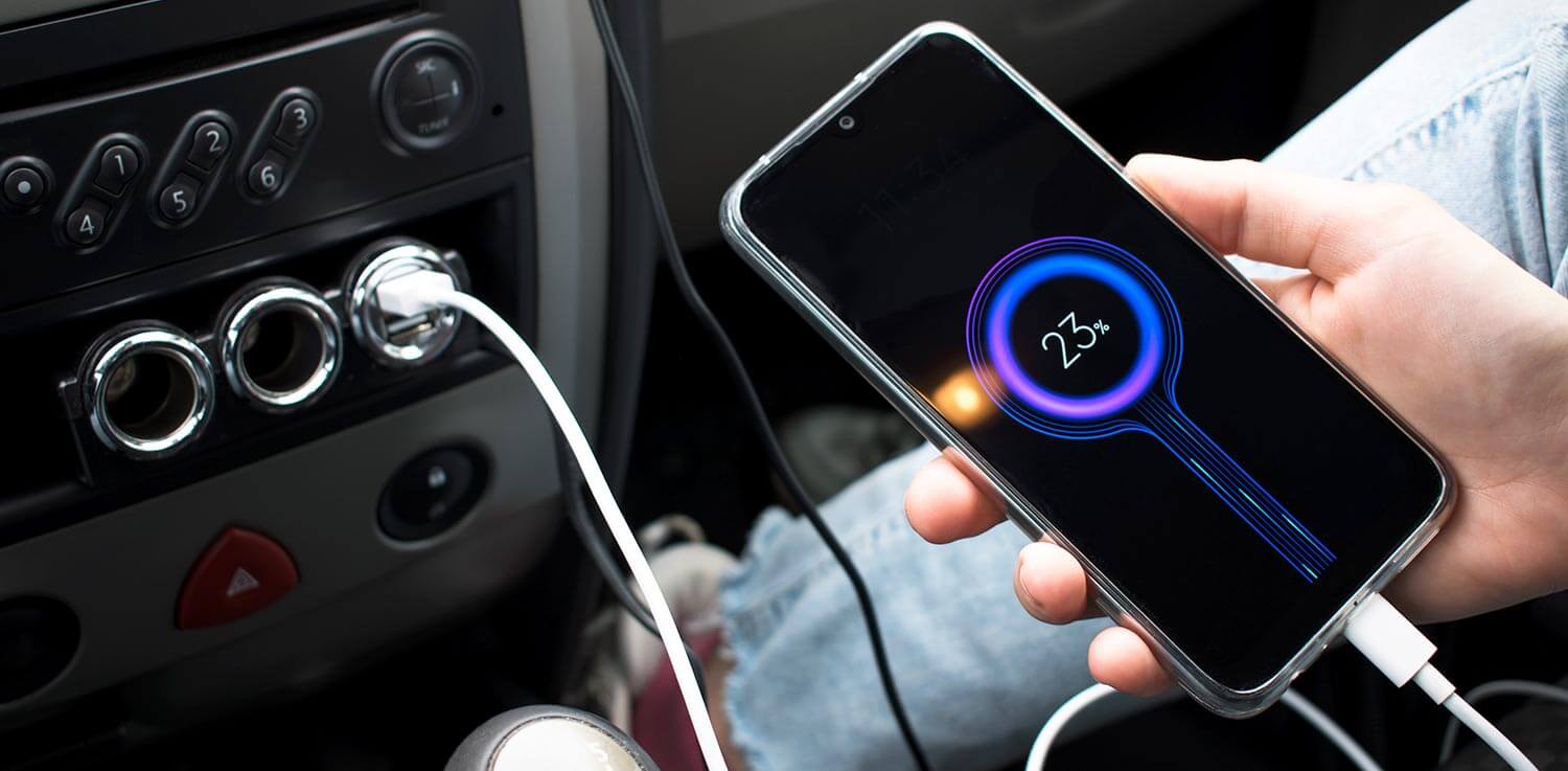 Power outage life hack: Charge Your Smartphone with a 9-Volt Battery