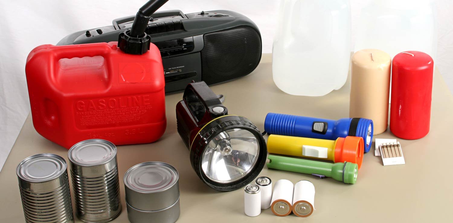 Items to include in a power outage emergency kit