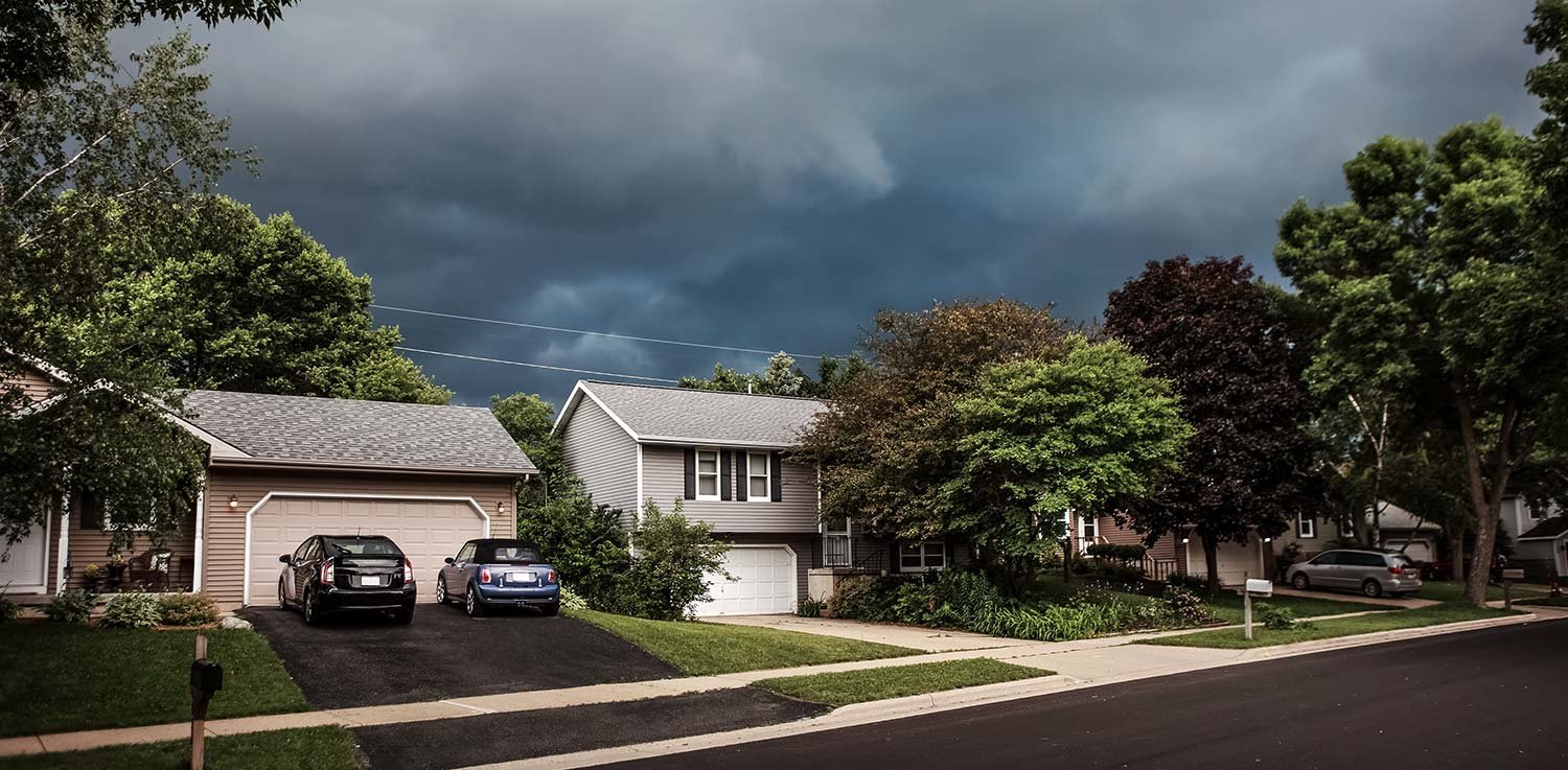 Thunderstorm over neighborhood could cause power outage