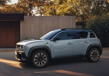 Renault-4-E-tech-nieuwe-elektrische-auto-2025