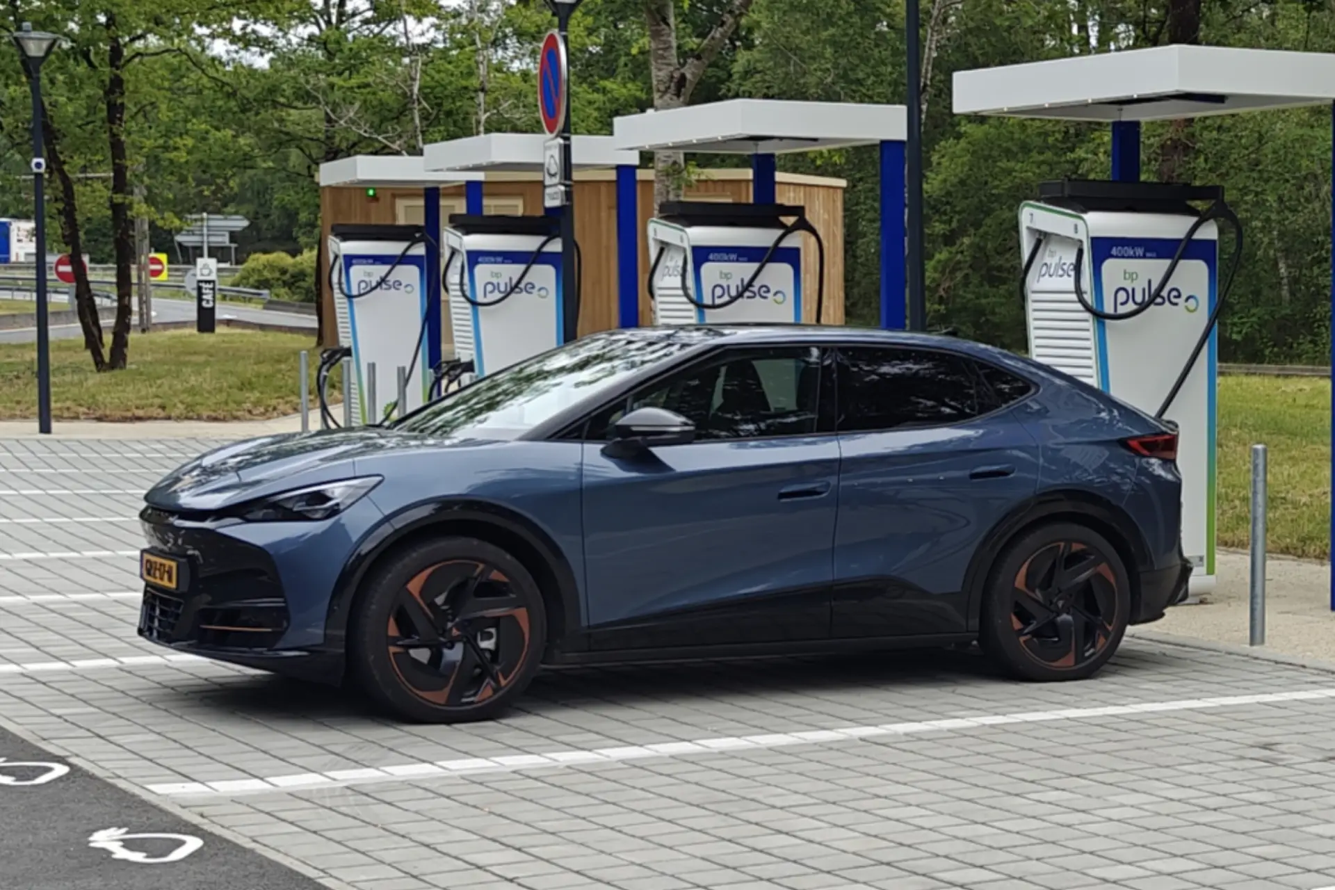 auto laden in het buitenland