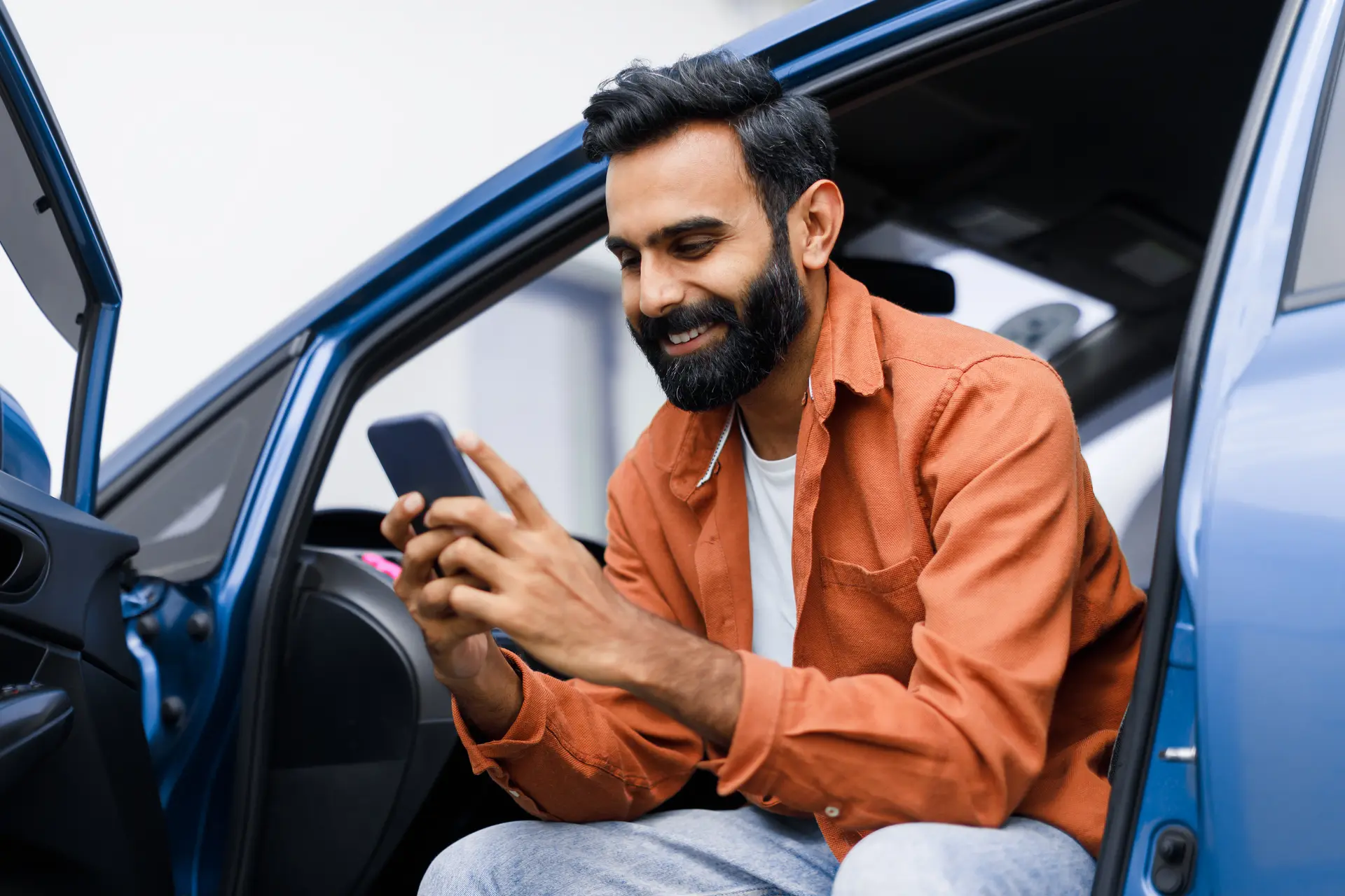 Man maakt private lease berekening