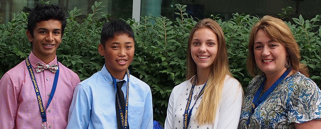 laraandstudentsblog1024x412