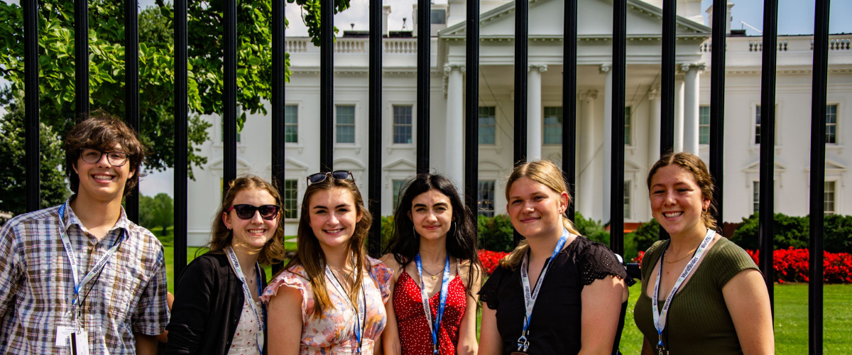 Students in front of the White House