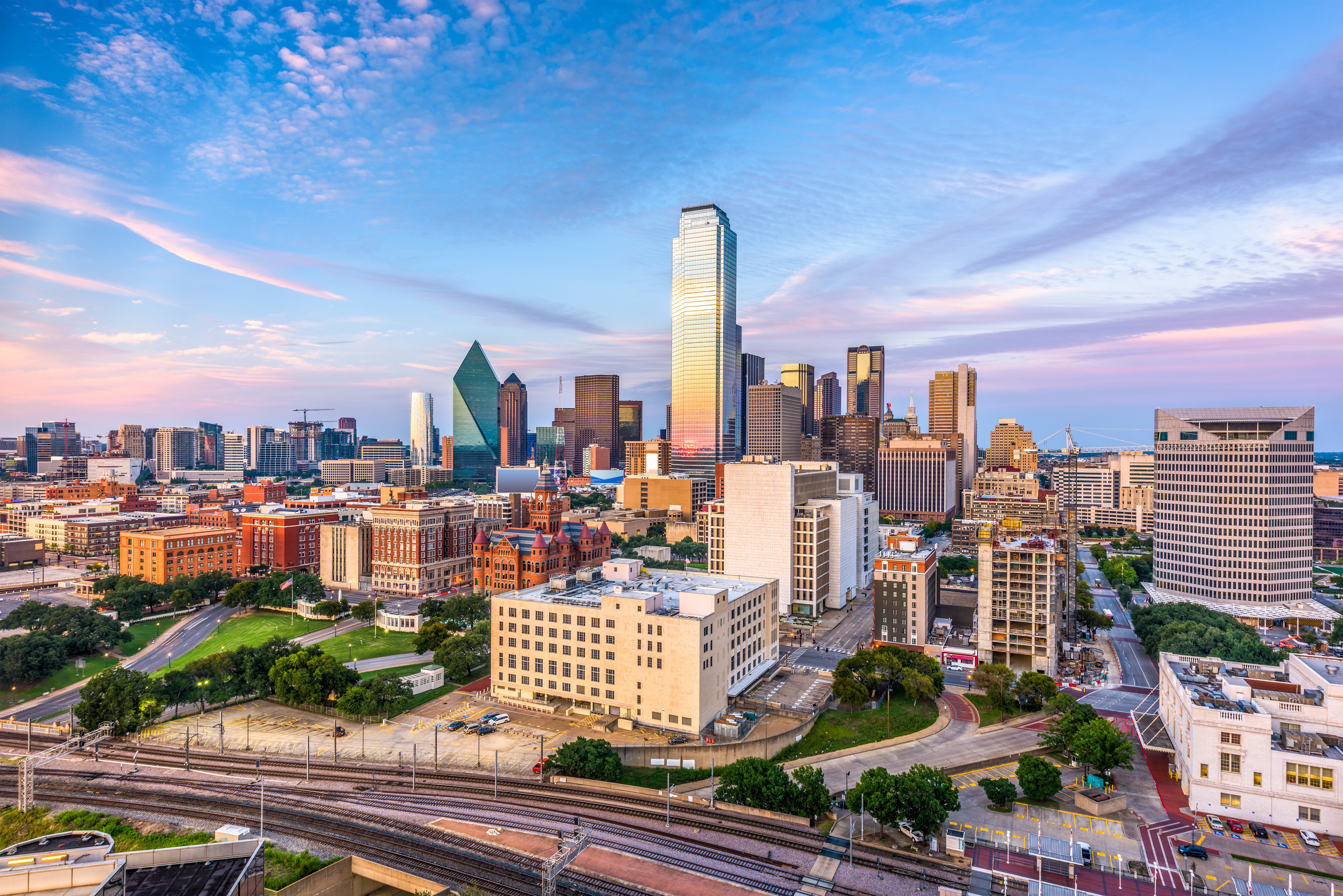Dallas_AdobeStock_177991091