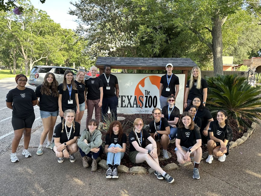 Texas Zoo_VEH_1