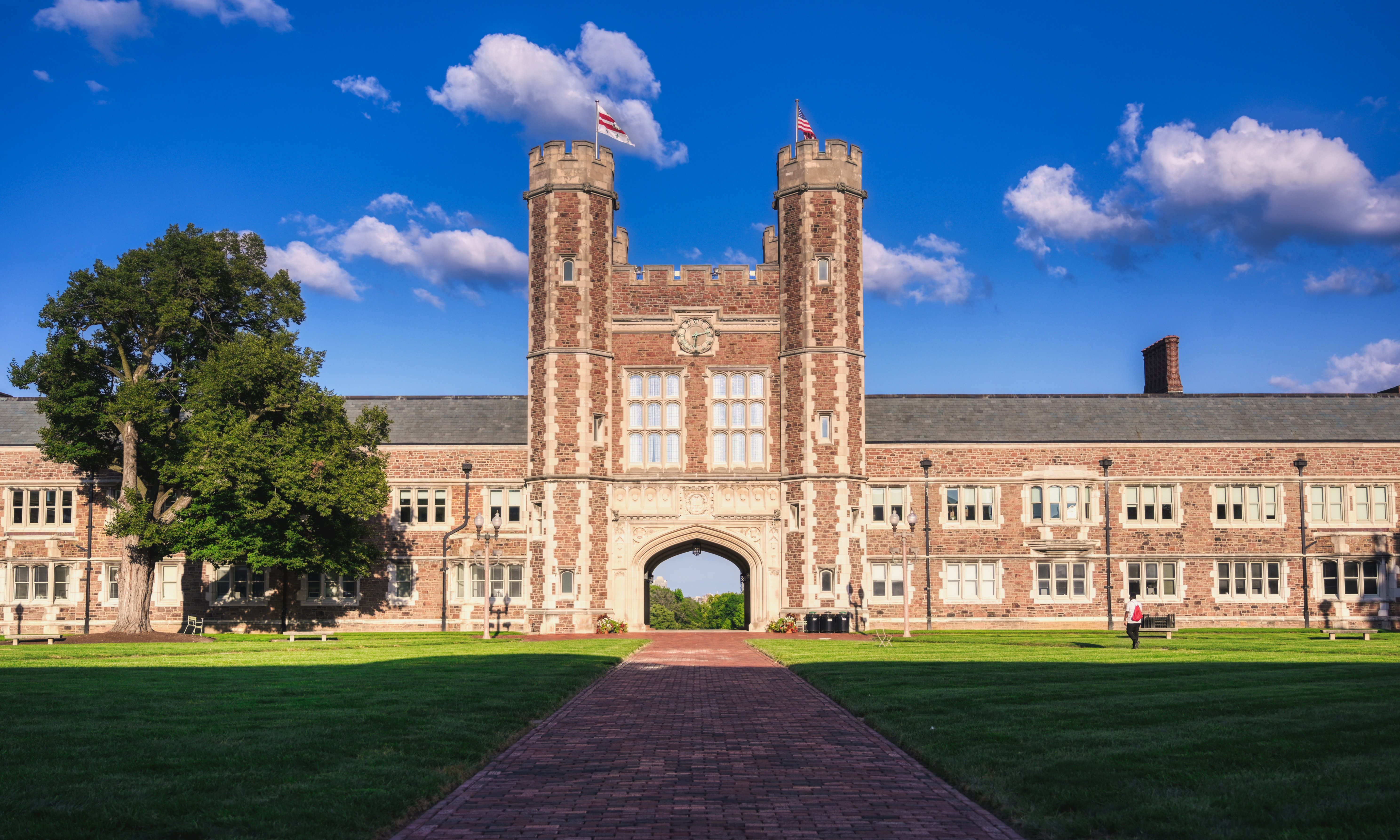 Wash U St Louis_AdobeStock_526063617