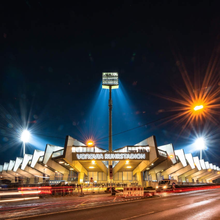 2J0KNDY_Bochum Vonovia Ruhrstadion Bochum