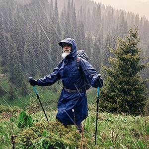 wanderung-im-regen_300x300_2022_02