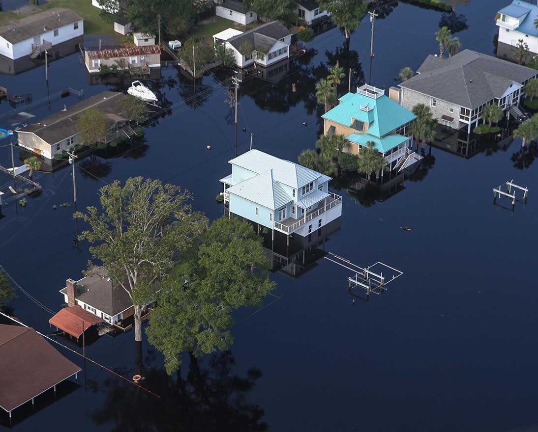 teaser houses in flood