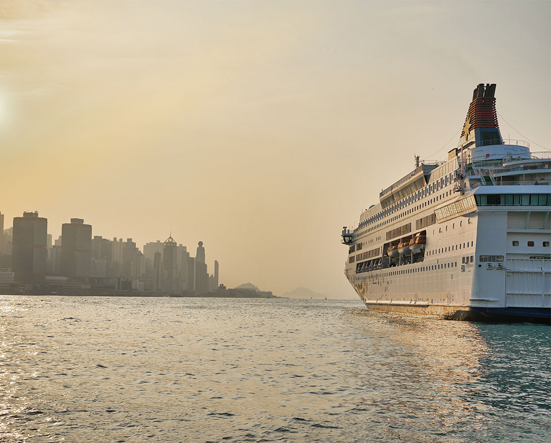 teaser cruise on the sea