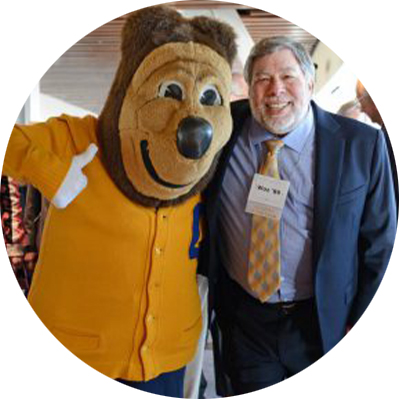 Steve Wozniak with a mascot