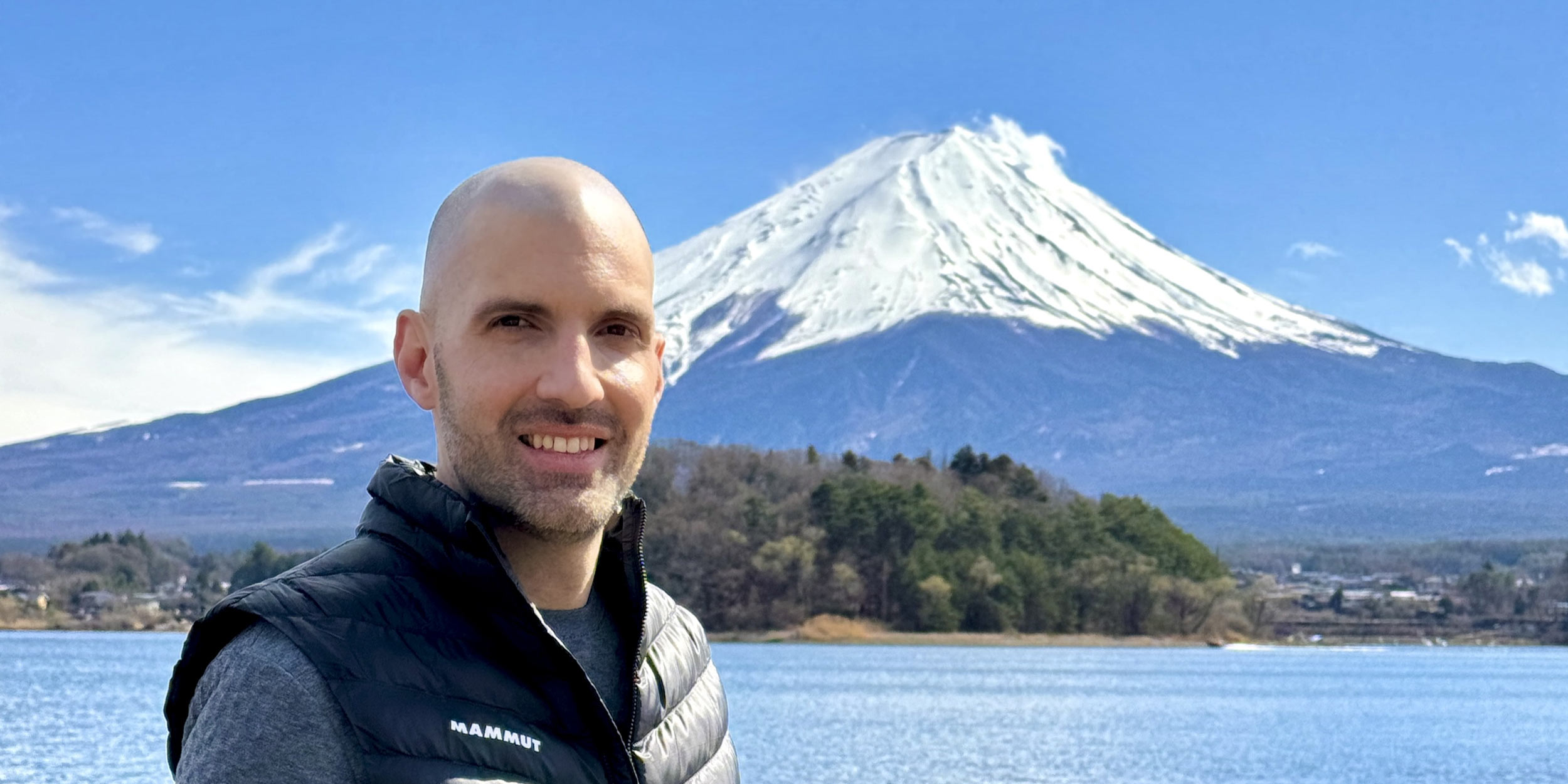 Vivien Bilquez with Mt. Fuji