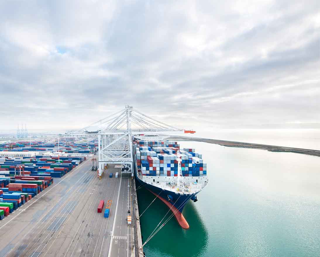 Containers ship in Havre port