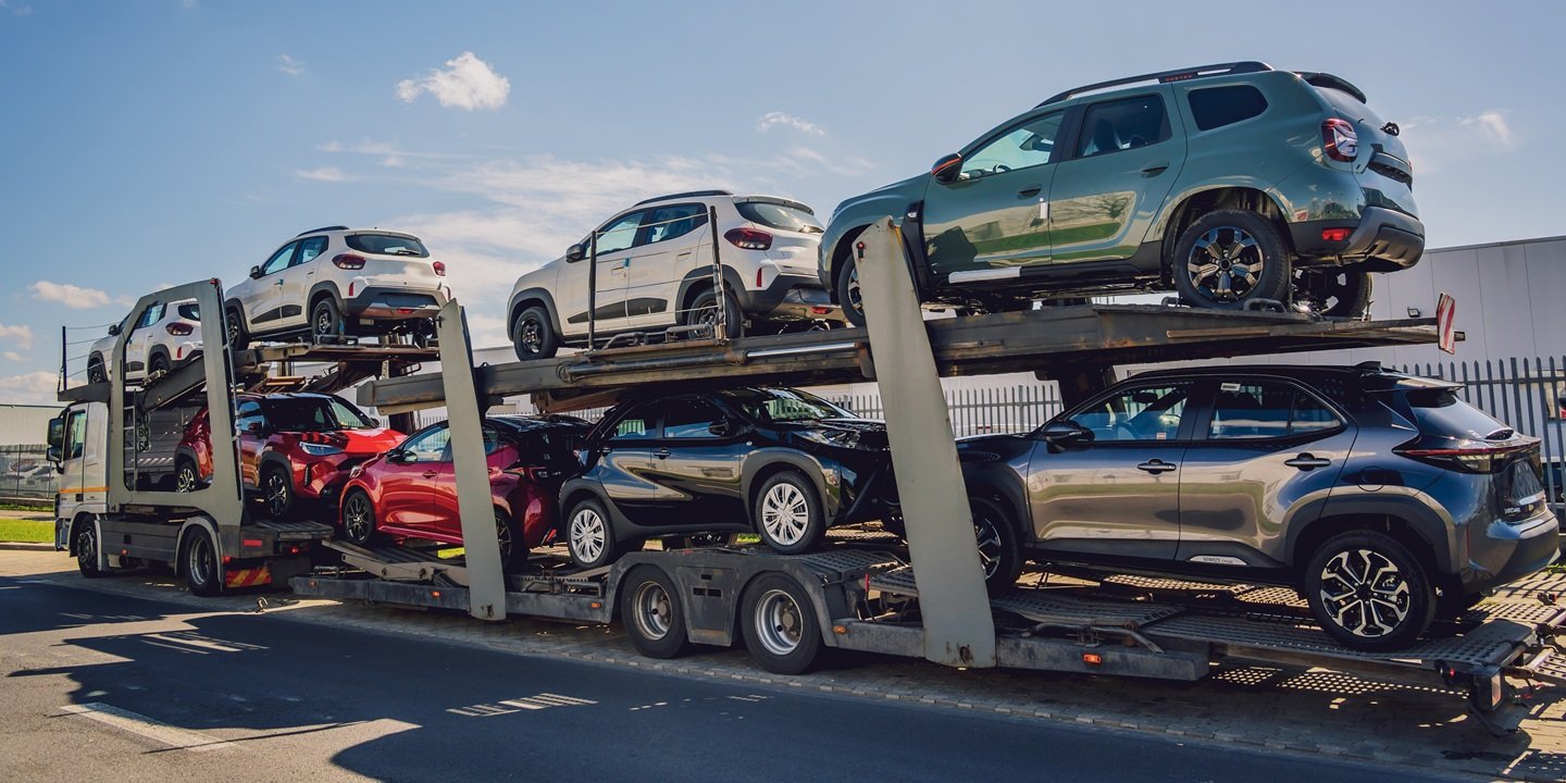 Auto Transport Theft_1440x720.jpg
