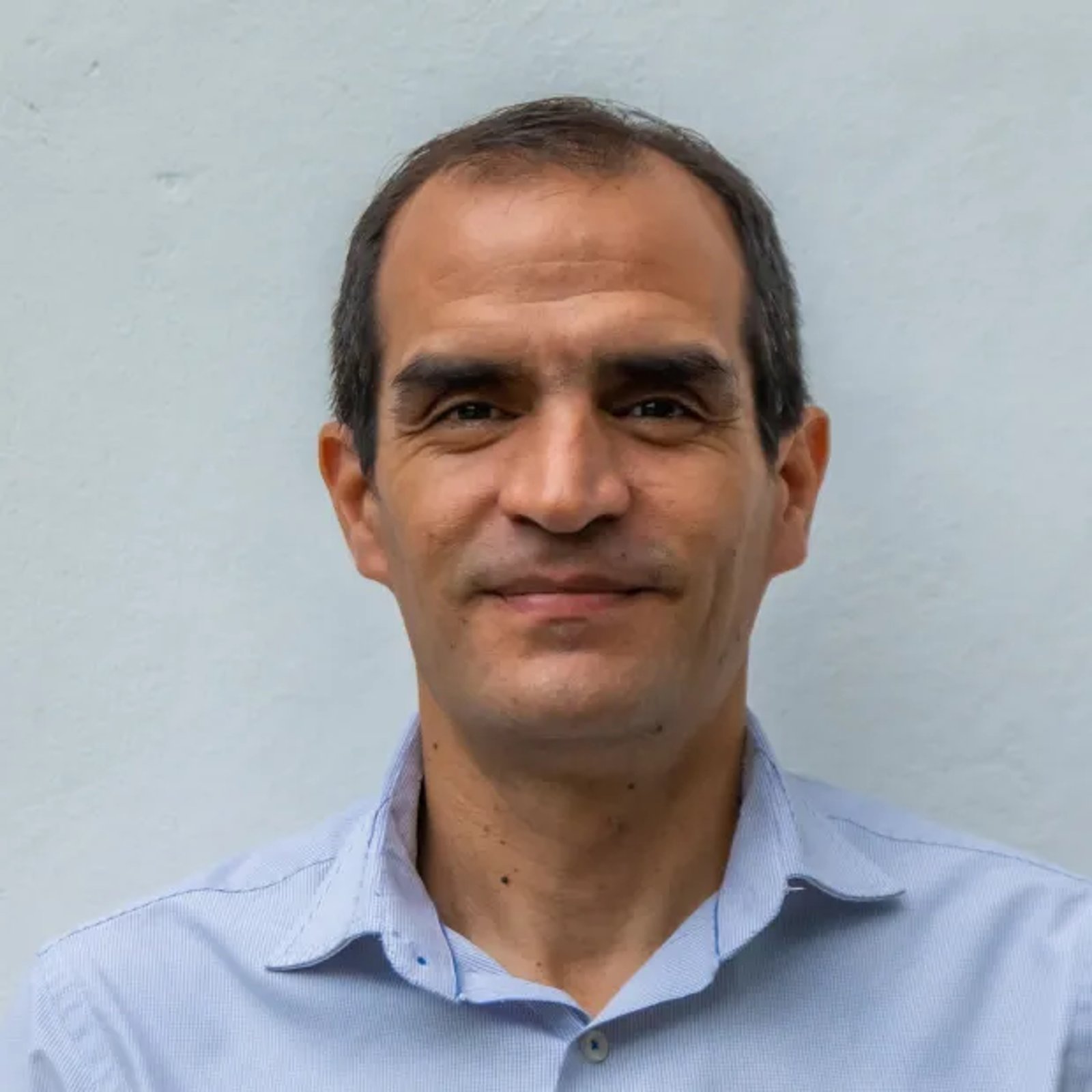 Leonardo Amarilla docente inspirador finalista 2023