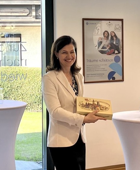 5_Zurich_CEO_Andrea_Strmer