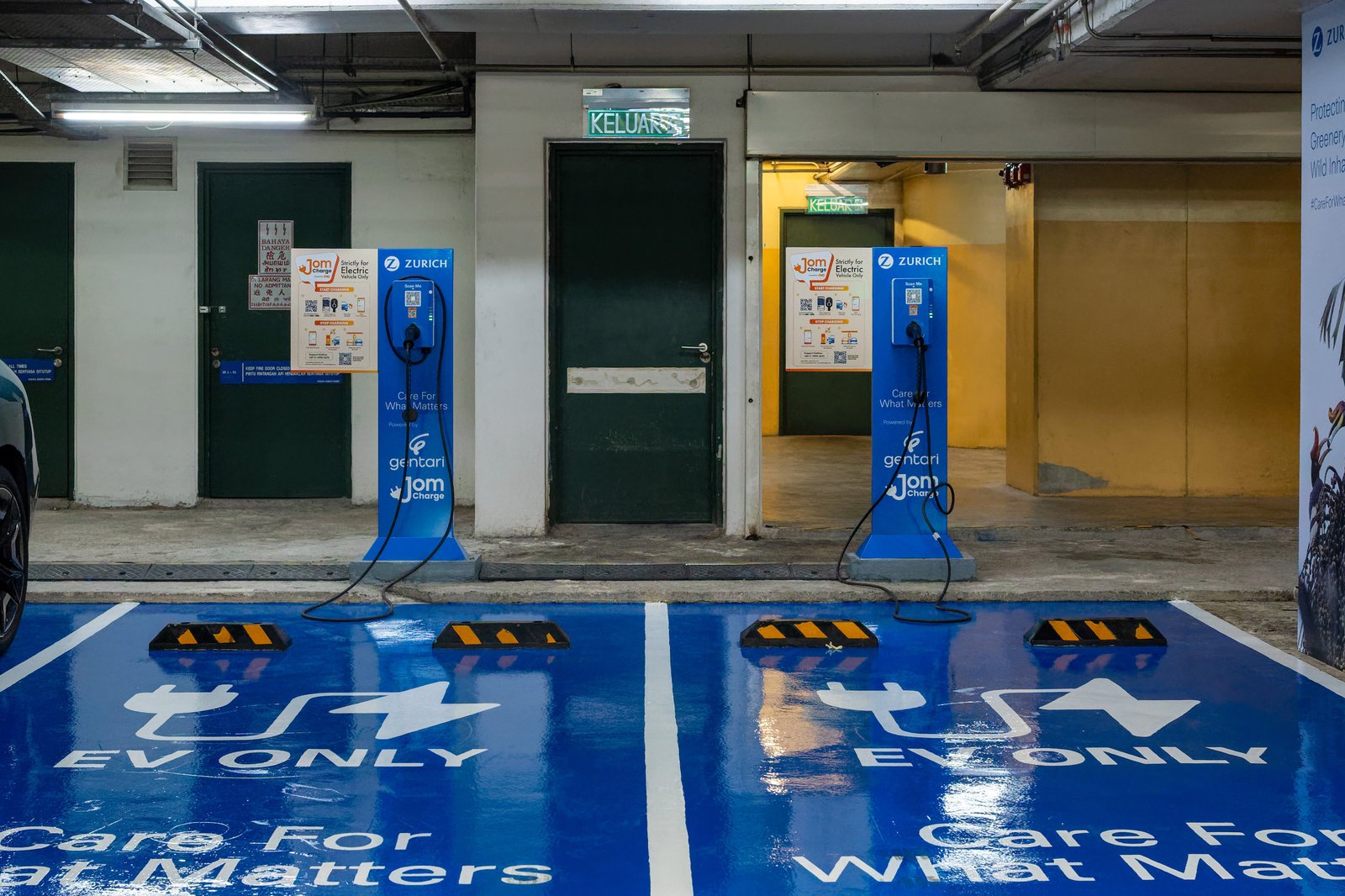 ev_gardens mall