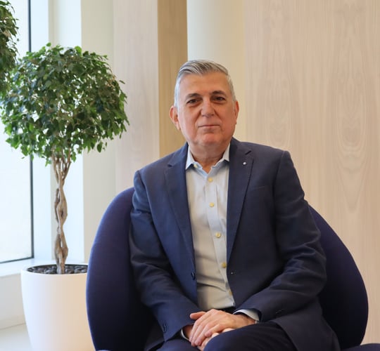 Dr. Khatchik Kinoyan