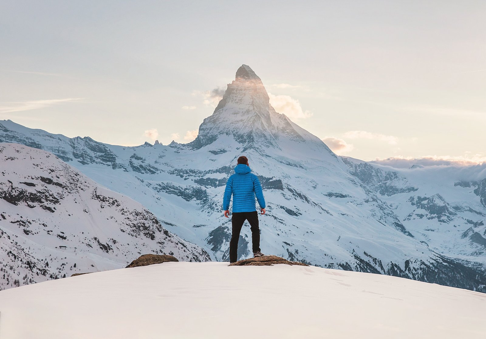 Zurich_mountain_blue 2