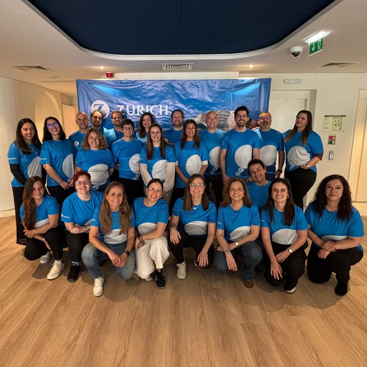 Fotografia de grupo dos participantes Zurich